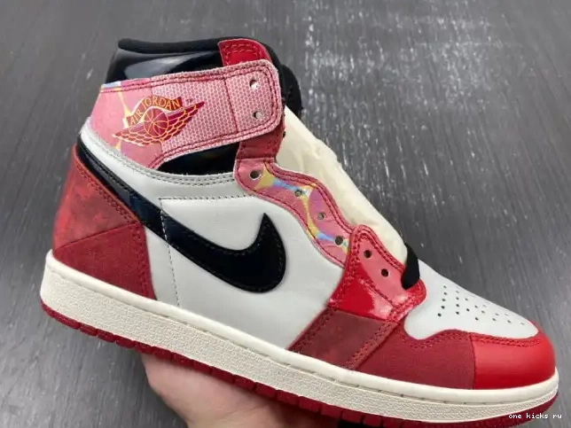 Chep Onekick ACROSS THE HIGH SPIDER-MAN SPIDER-VERSE DV1748-601 JORDAN 1 OG 0414